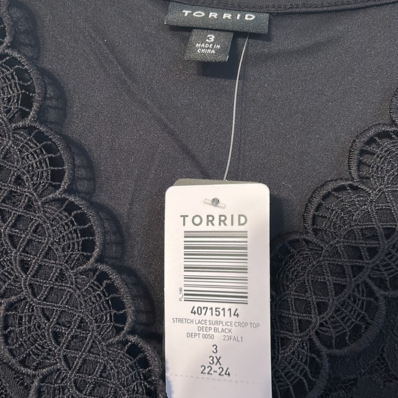 NWT Torrid faux wrap stretch lace top, size 3X - Picture 3 of 7